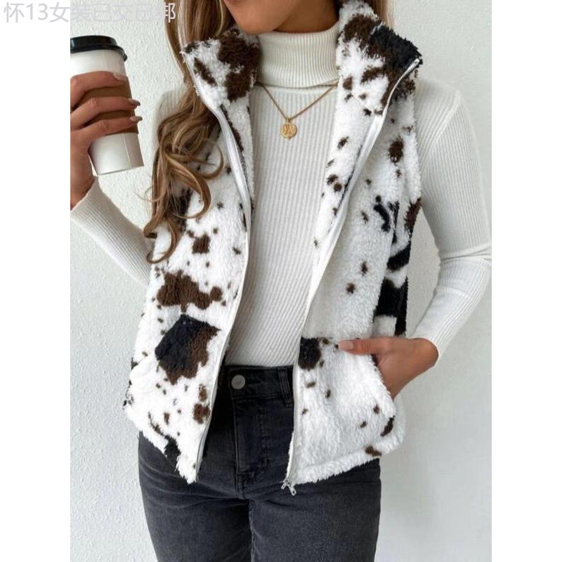 Women's Cow Print Zip Up Plush Gilet, Casual Pocket Collared High Neck Vest Outerwear for Fall & Winter, Winter Clothes Women, Clothing Tops for Lady Daily Wear, Going Out Outfits 2024, Fall Outfits Comfort Womenswear Comfort Womenswear Chic Comfortable