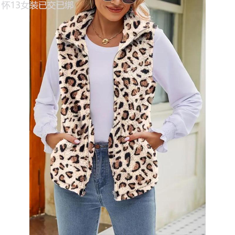 Women's Cow Print Zip Up Plush Gilet, Casual Pocket Collared High Neck Vest Outerwear for Fall & Winter, Winter Clothes Women, Clothing Tops for Lady Daily Wear, Going Out Outfits 2024, Fall Outfits Comfort Womenswear Comfort Womenswear Chic Comfortable