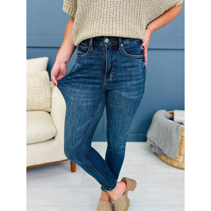 Judy Blue Triple Trouble Tummy Control and Butt Lifting Skinny Jeans in Reg Curvy