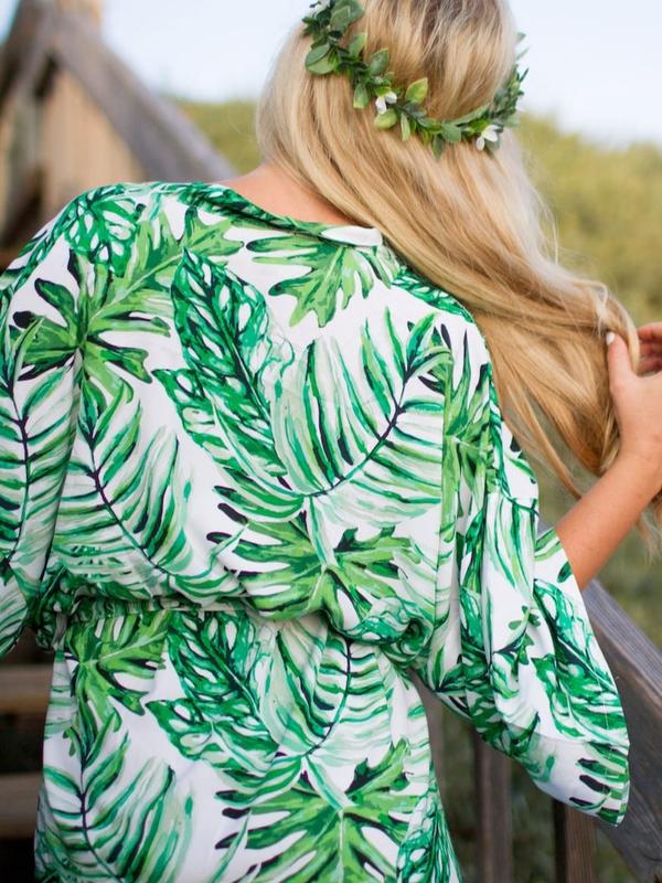 Tropical Bridesmaid Gift, Beach Bridesmaid Gift, Beach Bride Robe, Tropical Bride Gift, Tropical Bridesmaid Robe, Tropical Bachelorette, Wedding Gift, Bride Robe, Engagement Gift