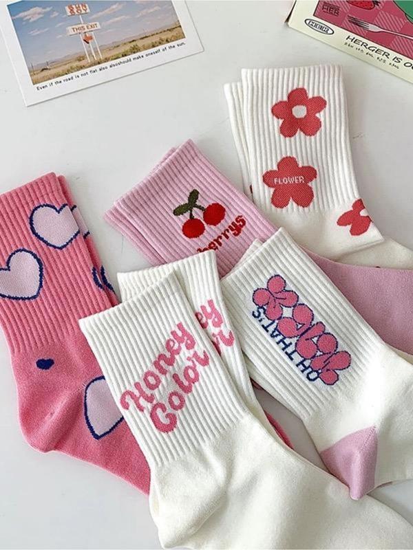 Women's 5 Pairs Floral & Heart Print Crew Socks, Cute Casual Moisture Wicking Socks, Soft Comfy Breathable Socks for All Seasons Daily Wear