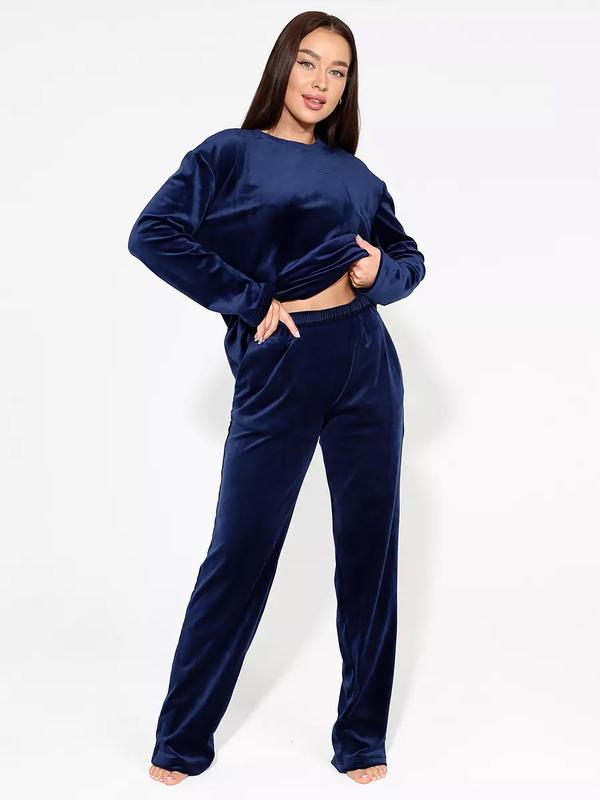 Plus Size Solid Drop Shoulder Velvet Pyjama Set, Casual Comfy Long Sleeve Round Neck Top & Pants Loungewear Set, Women's Sleepwear for Winter