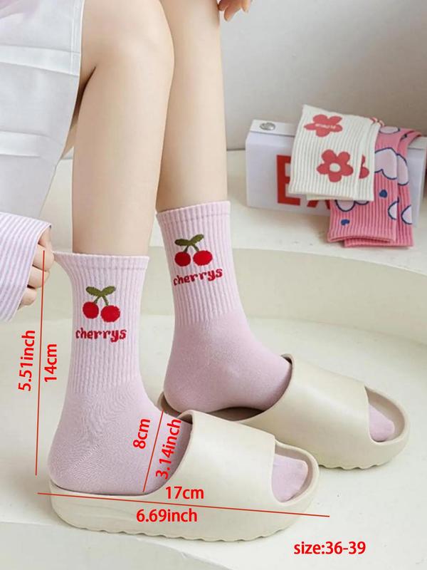 Women's 5 Pairs Floral & Heart Print Crew Socks, Cute Casual Moisture Wicking Socks, Soft Comfy Breathable Socks for All Seasons Daily Wear