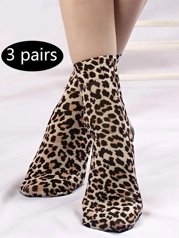 Women's 3 Pairs Leopard Print Crew Socks, Fashion Casual Comfy Breathable Socks for Daily Outdoor Wear, Ladies Socks for All Seasons