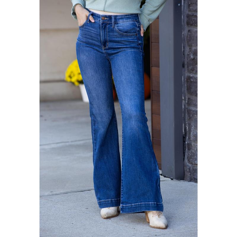 The Becca from Judy Blue: High-Rise Flare Denim Fabric Fit