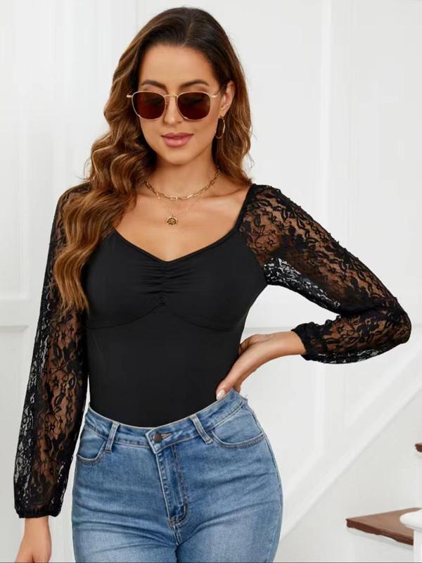 Women's Contrast Lace Ruched Raglan Sleeve Bodysuit, Casual Sweetheart Neck Sheer Long Sleeve Bodysuit for Daily Wear, Ladies Clothes for All Seasons