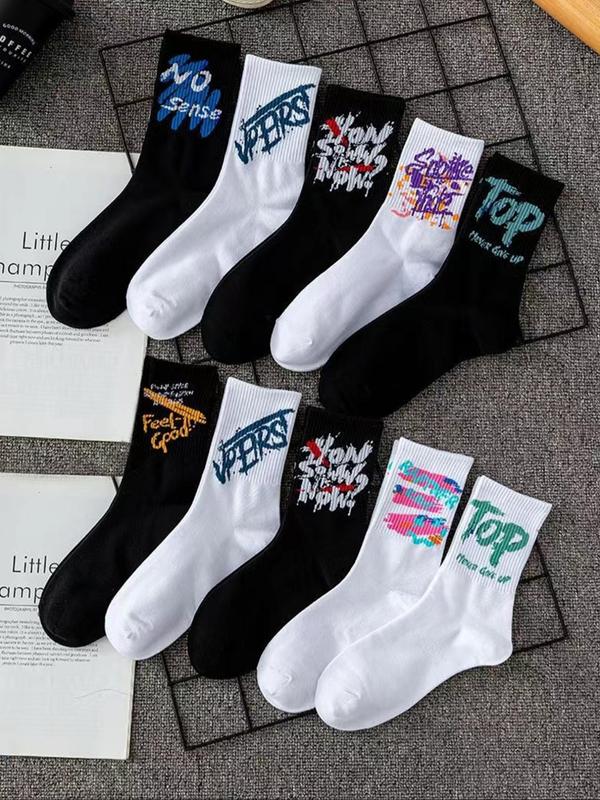 Women's Random Letter Graffiti Print Crew Socks, 10 Pairs Casual Moisture Wicking Socks, Soft Comfy Breathable Socks for All Seasons Daily Wear