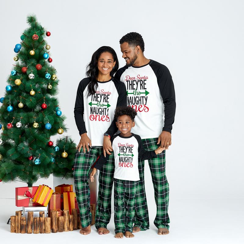 PatPat Christmas Letter Contrast Top and Plaid Pants Family Matching Pajamas Sets (Flame Resistant) 462546