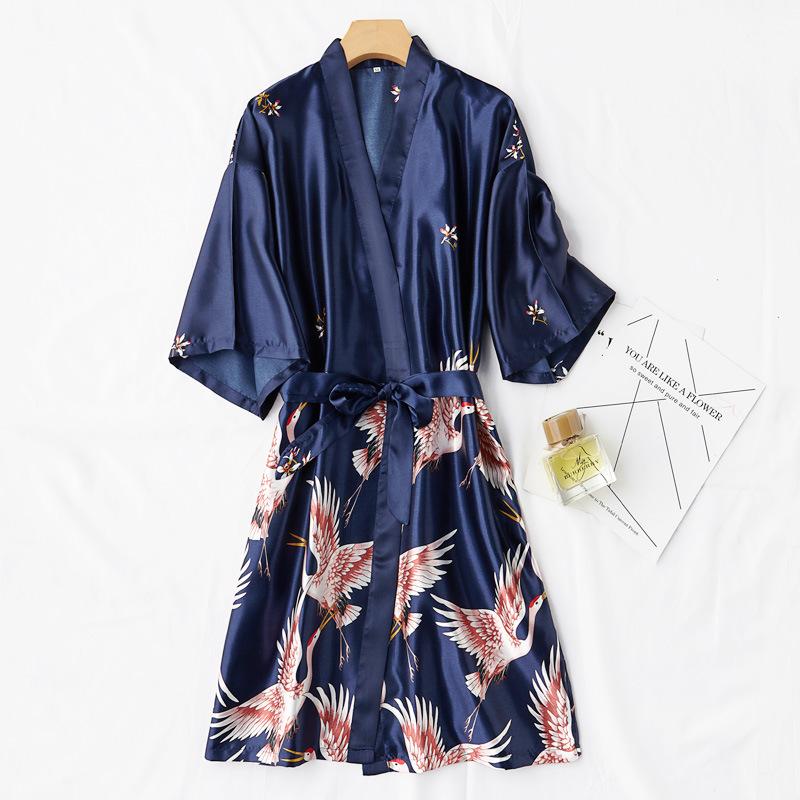 Pajamas Sexy Ice Silk Robe Half Sleeve Large Size Bathrobe Artificial Silk Morning Gowns Nightwear Womenswear Comfort Women Loungewear