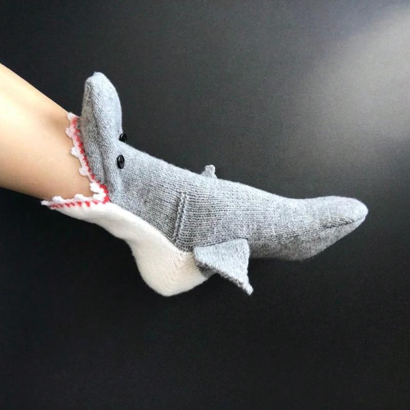 1pair Unisex Christmas Shark Socks Funny Animal Bite Foot Knitted Floor Socks (red Mouth With Grey)