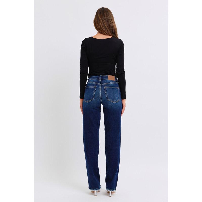 JUDY BLUE MID RISE STRAIGHT LEG JEANS W  FRAY HEM