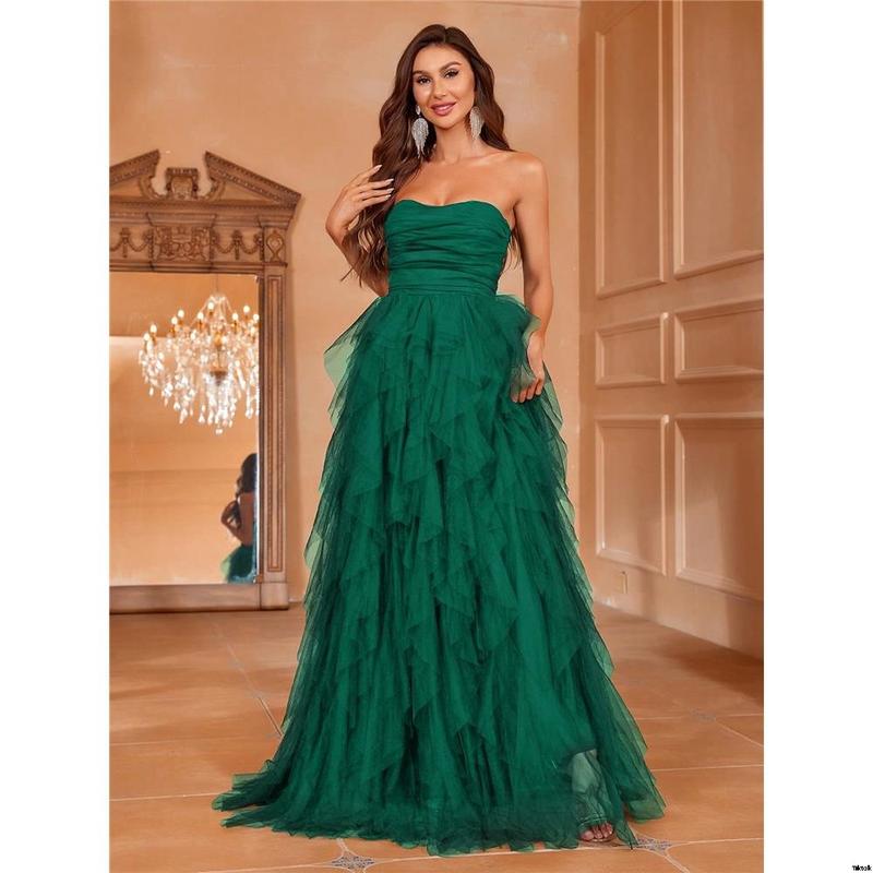 solid color pleated wedding dress