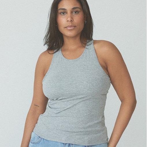 Braless Loose High Neck - Built-In-Bra & Customizable Padding - Womenswear Tank Top