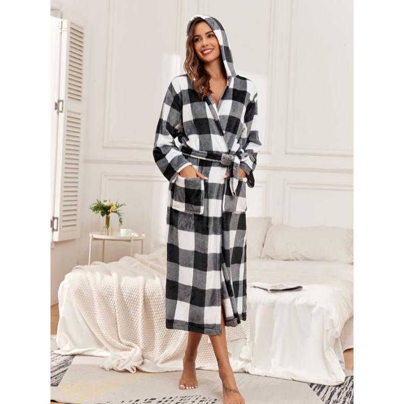 Cozy & Stylish Women's Hooded Bathrobe - Plaid, Long Sleeve with Belt, Perfect for Fall Winter Home Comfort