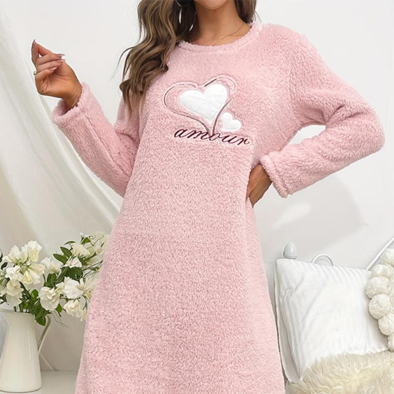 2024 Autumn and Winter Pink Love Flannel Long-Sleeved Thickened Nightdress Pullover Mid-Length Cute Loungewear