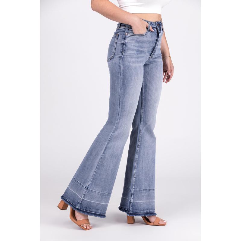 The Magnolia from Judy Blue: High-Rise Tummy Control Flare Denim